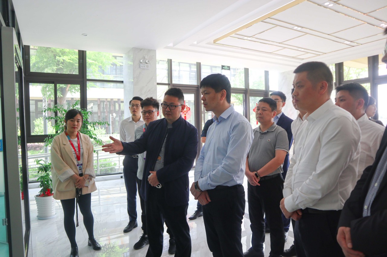 快訊 | 溫州市甌海區(qū)領(lǐng)導(dǎo)一行蒞臨寶開(kāi)參觀(guān)考察