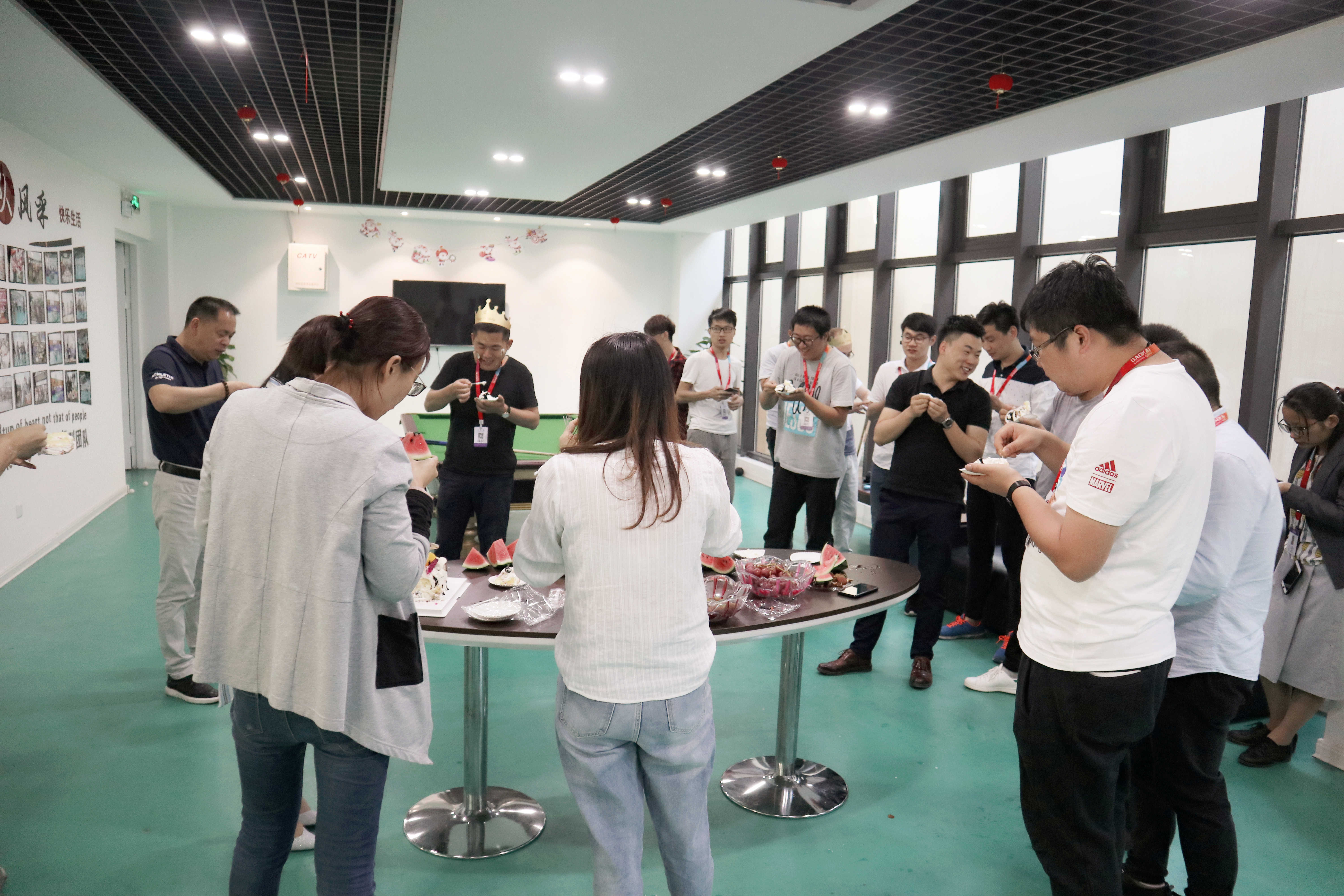 員工集體生日會 | 繽紛五月，把美好的祝福送給你